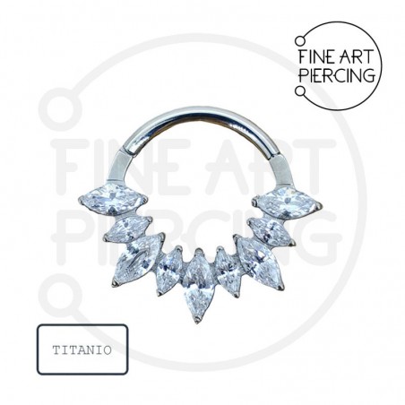 Aro clicker Grace de titanio con pulido efecto espejo, ideal para septum, daith o lóbulo de la oreja