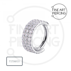 Emily Aro Clicker con triple tira de circonitas