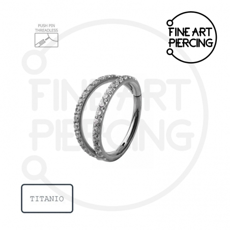 Aro clicker de titanio con dos tiras de circonitas para tragus, helix, conch y rook Sophia