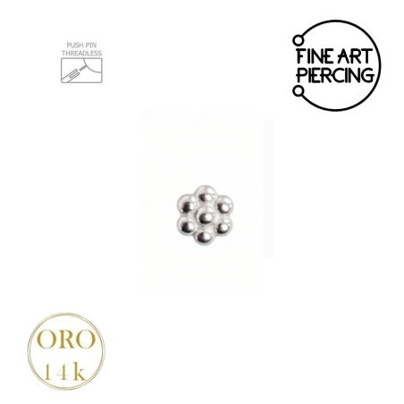 Piercing de oro blanco de 14k en forma de mini flor de 2mm modelo Fleur.