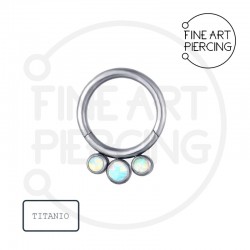 Aro clicker Eva de titanio con 3 ópalos sintéticos blancos, seguro y elegante